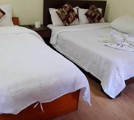 Hotel Sisters Home Kathmandu Buitenkant foto